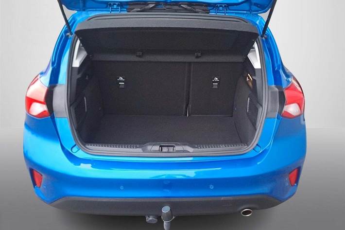 Blå Ford Focus fra 2019