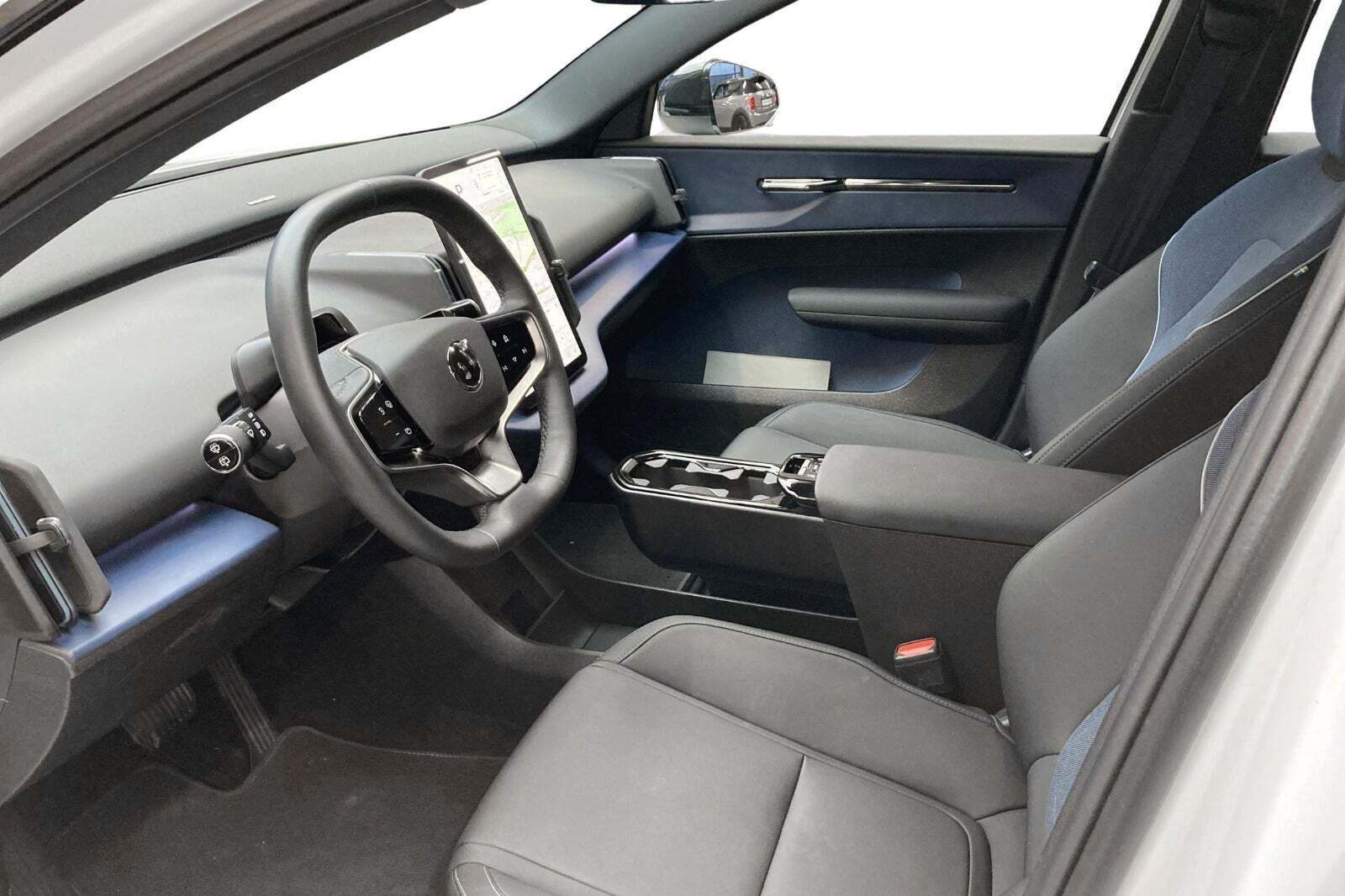 Volvo EX30 Extended Range Plus