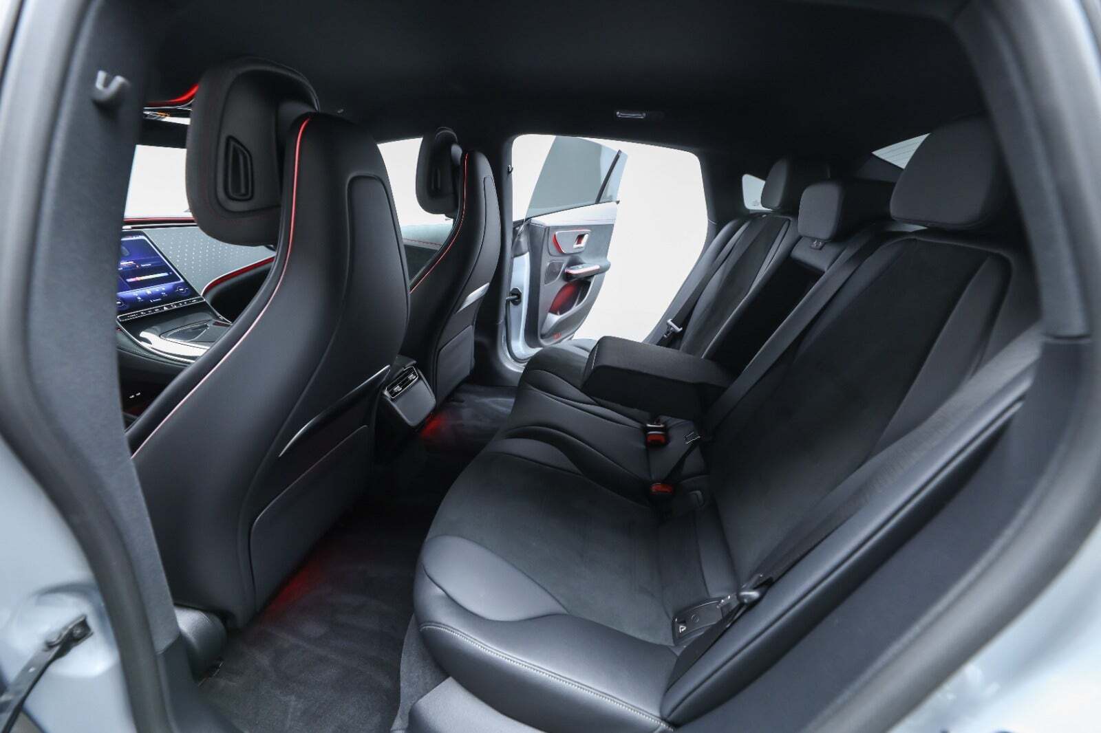 Mercedes EQE350+ AMG Line