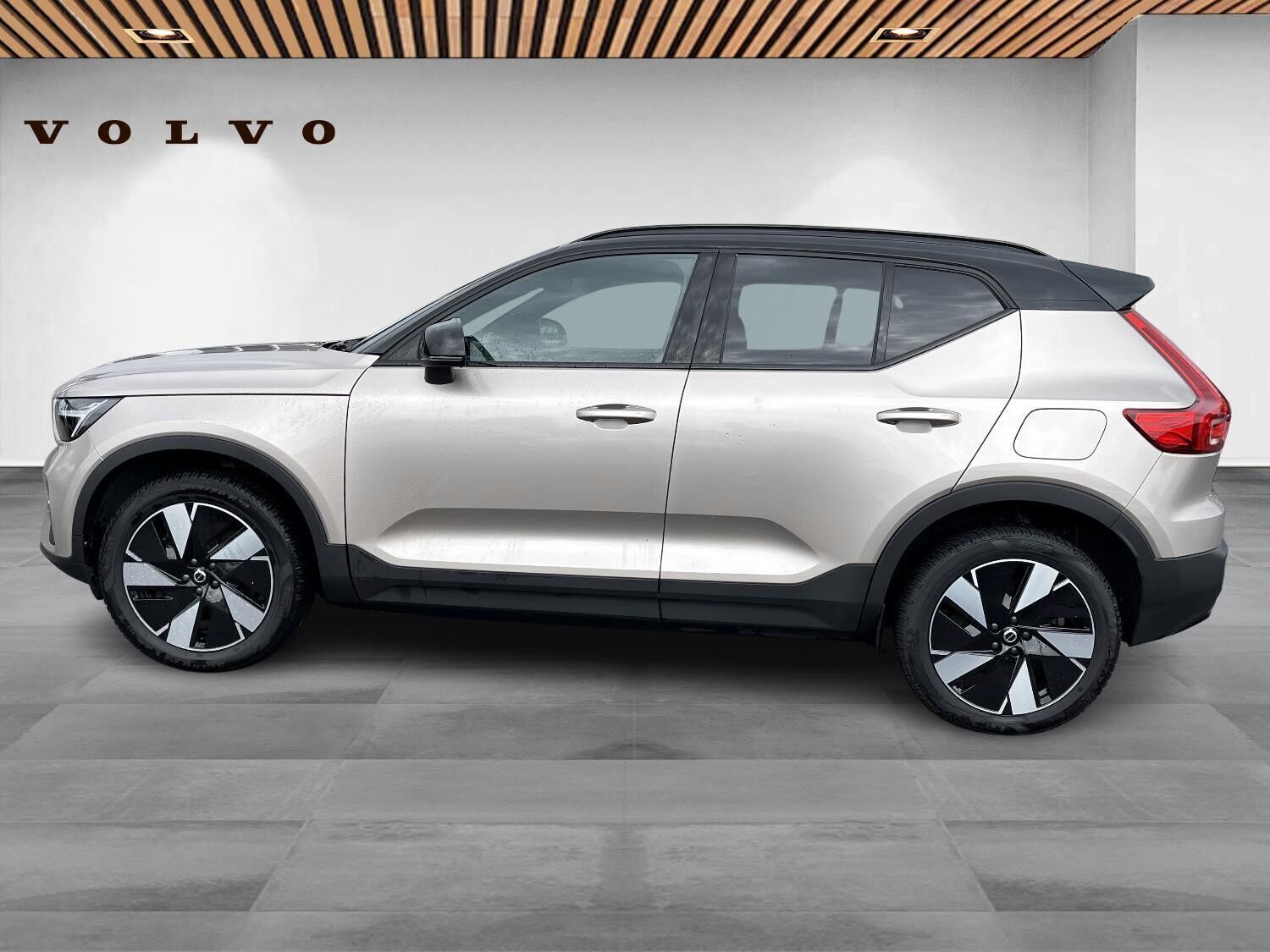 Volvo XC40 Recharge Extended Range Ultimate 252HK 5d Aut.