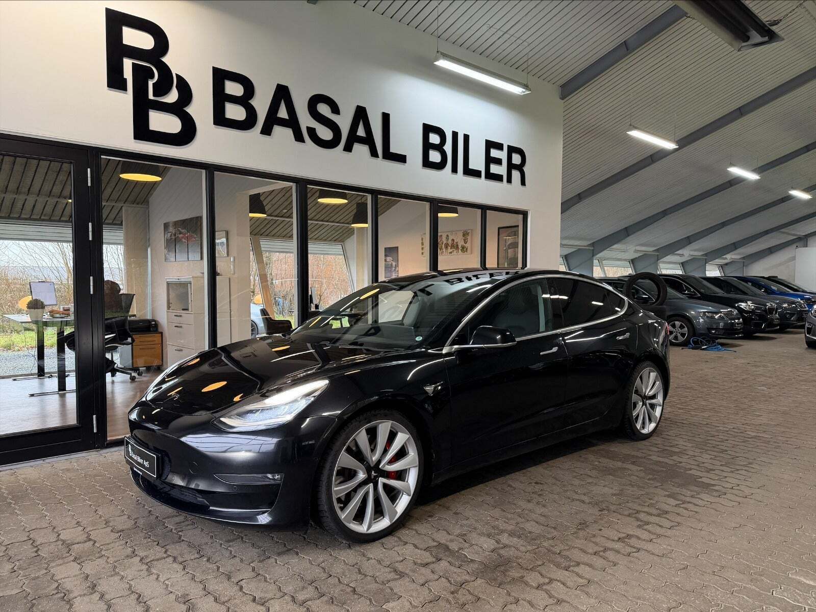Tesla Model 3 Performance AWD