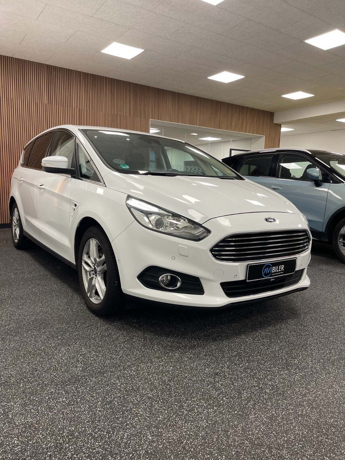 Ford S-MAX 2,0 TDCi 150 Titanium aut.