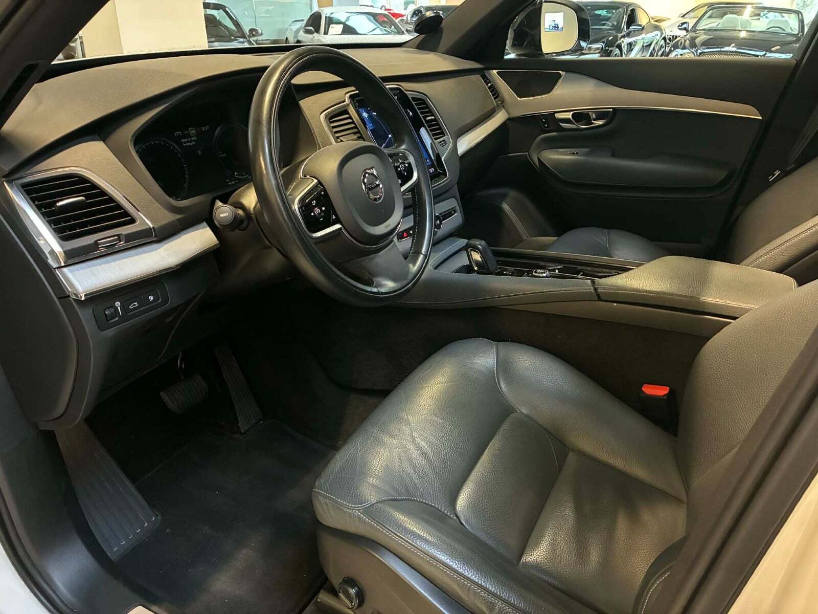 Volvo XC90 2,0 T8 390 R-Design aut. AWD 7prs