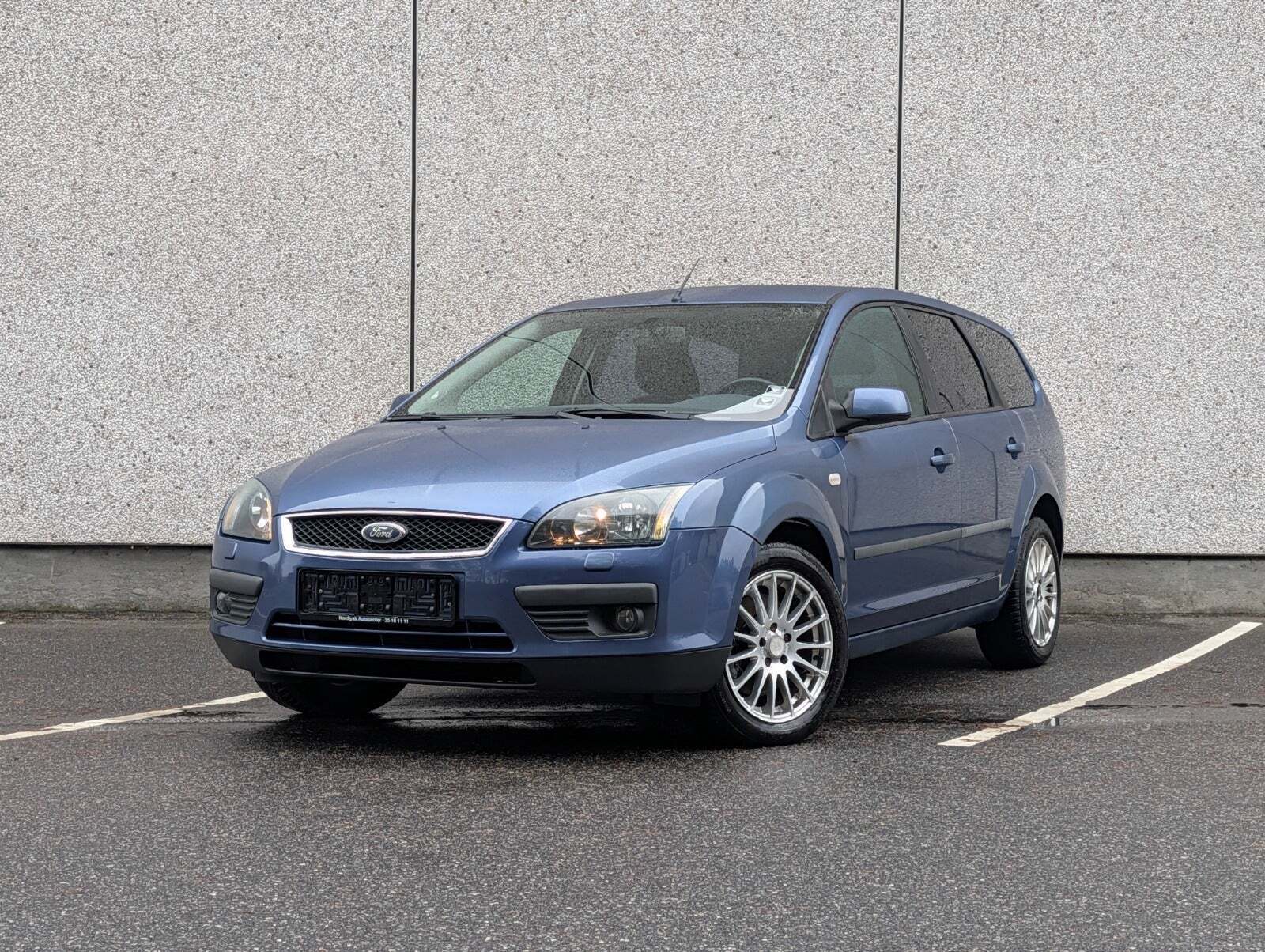 Ford Focus 2,0 145 Ghia stc.