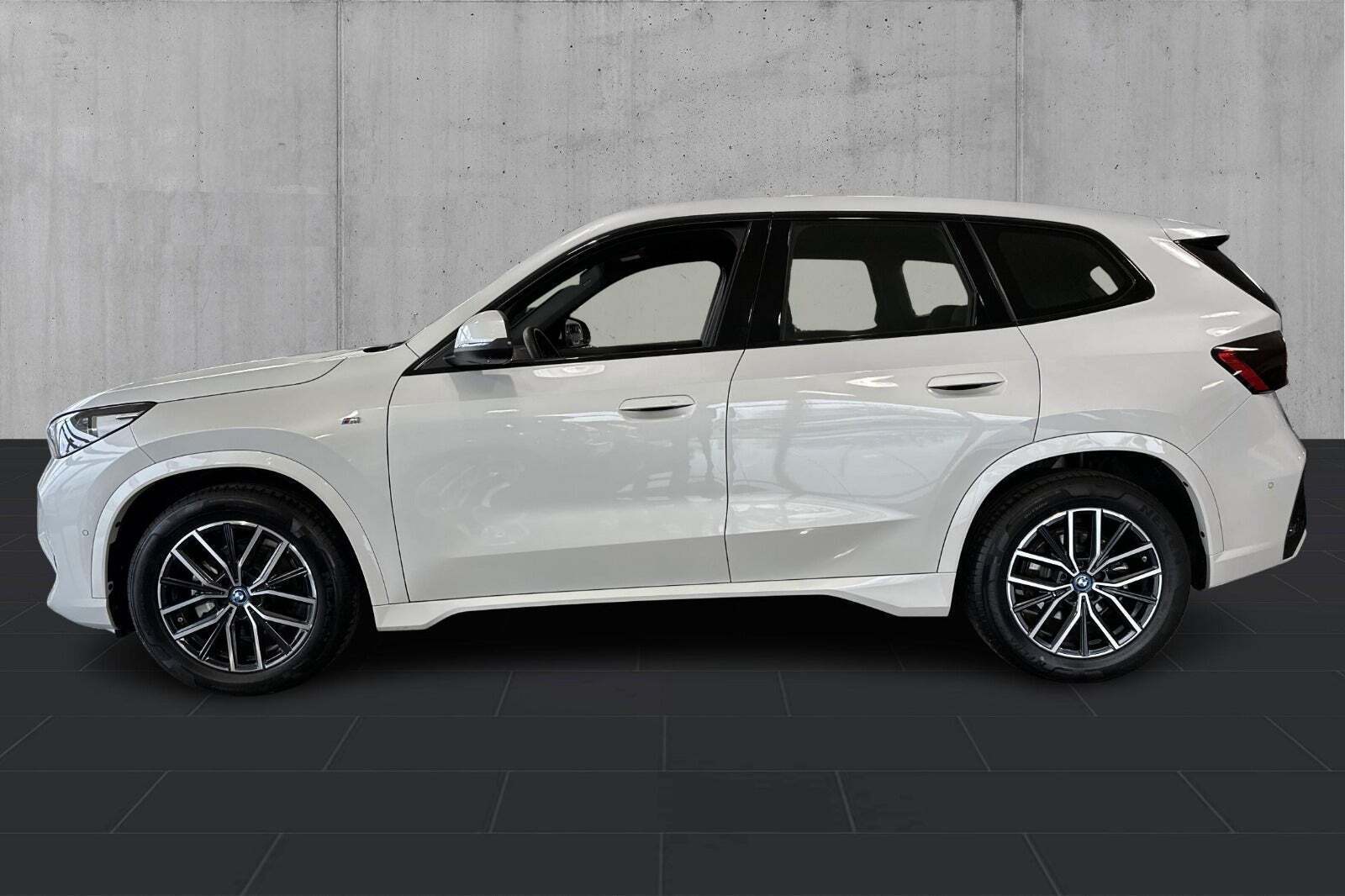 BMW iX1 eDrive20 M-Sport