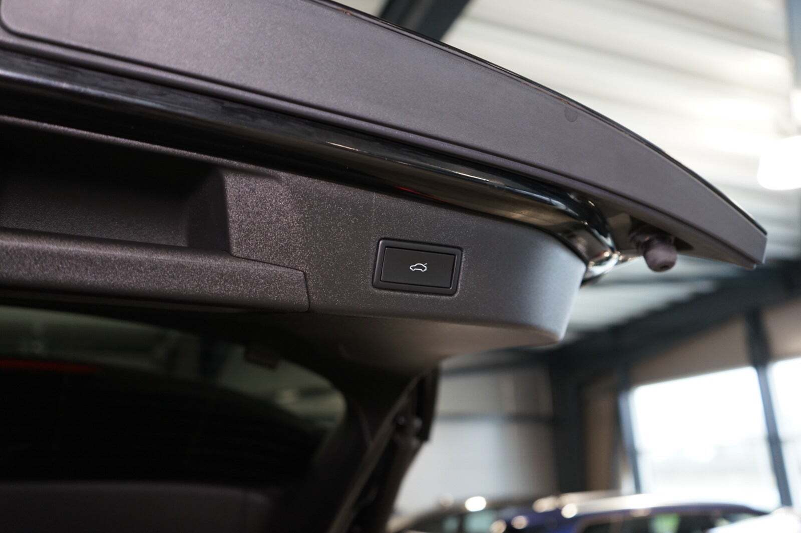 Sort VW ID.4 fra 2023