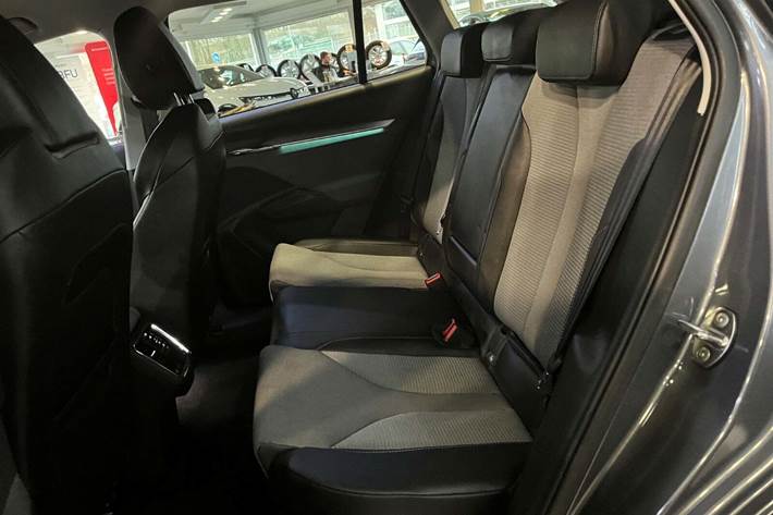 Grå Skoda Enyaq fra 2022