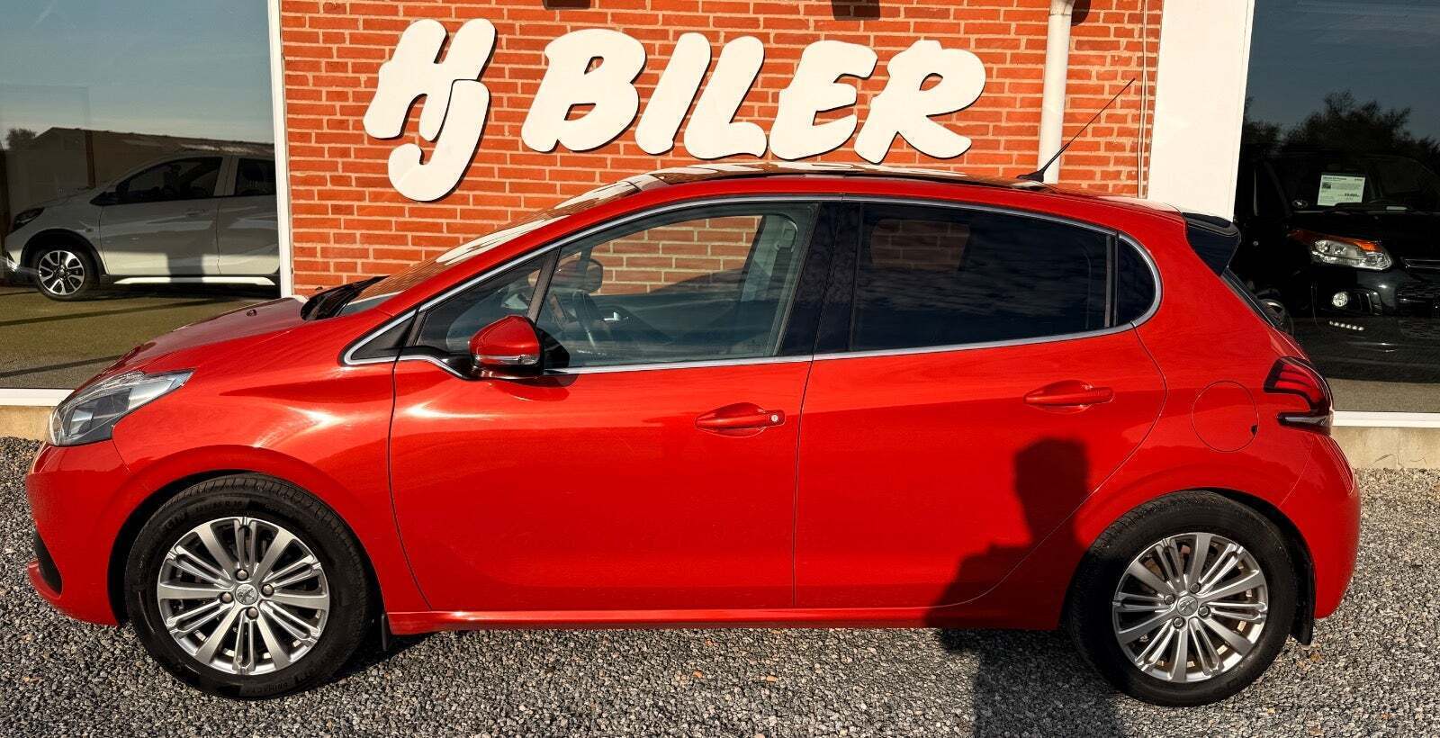 Peugeot 208 1,2 PureTech 82 Allure Sky