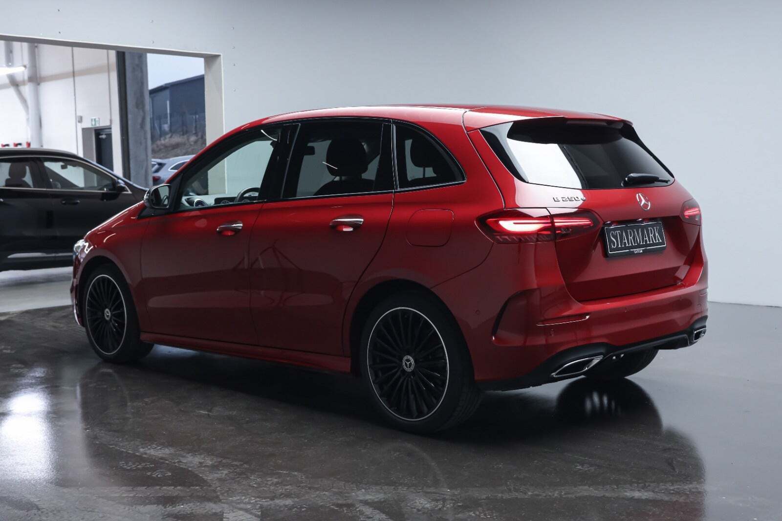 Mercedes B250 e