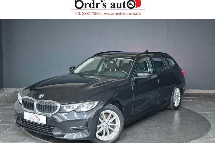 Sort BMW 320d fra 2020 set udefra
