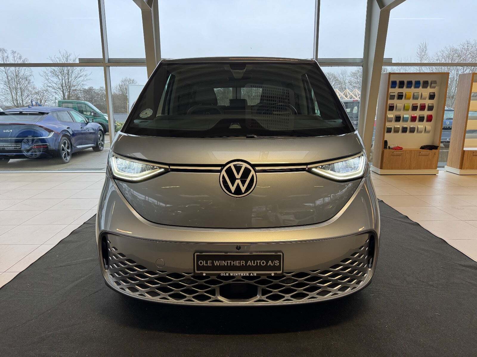 VW ID.Buzz 77 Pro SWB