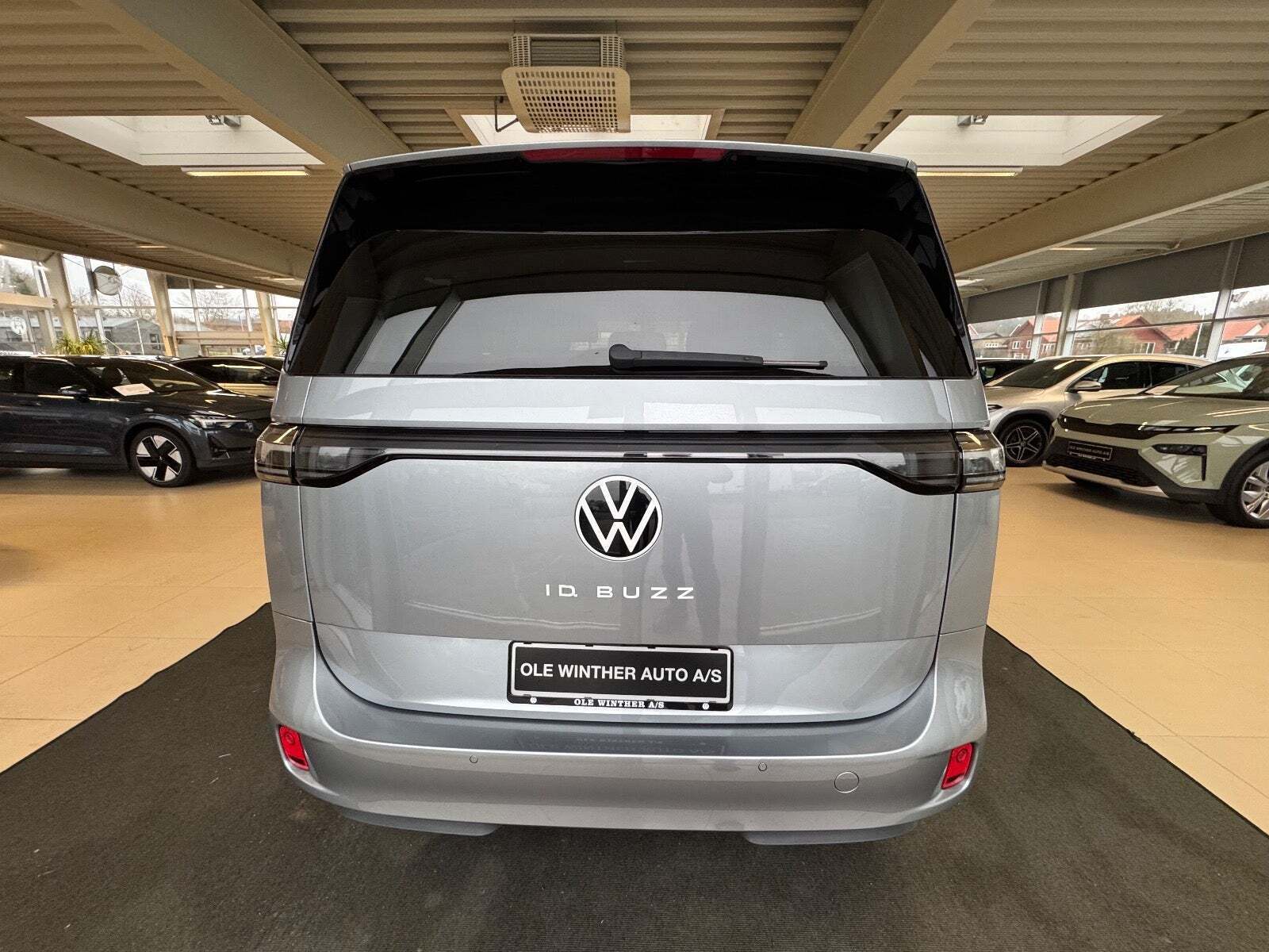 VW ID.Buzz 77 Pro SWB