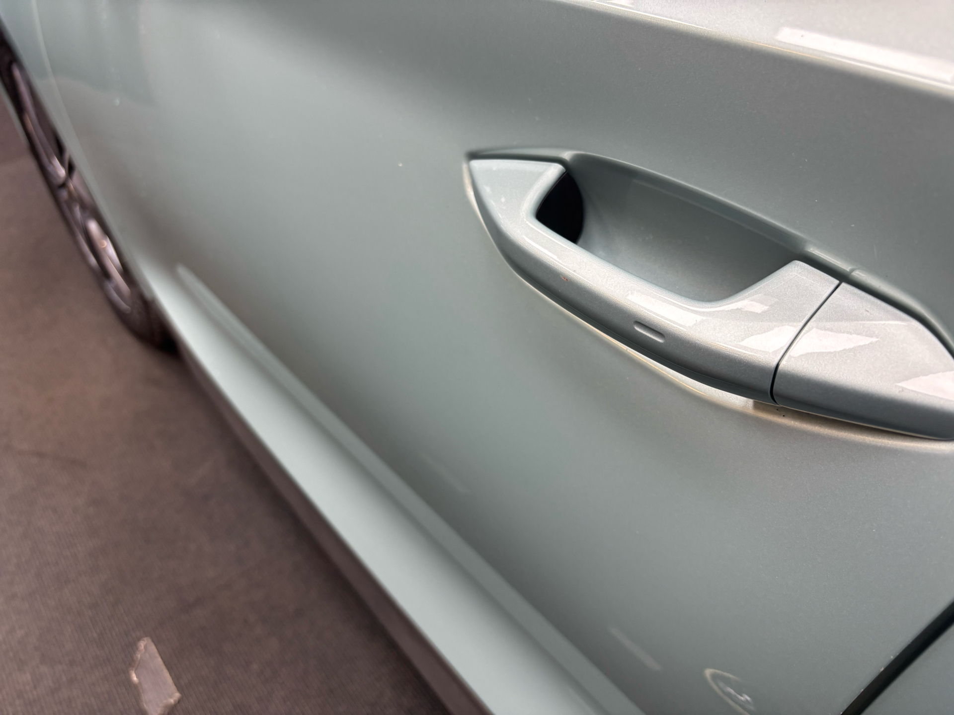 Grøn Skoda Enyaq iV fra 2023