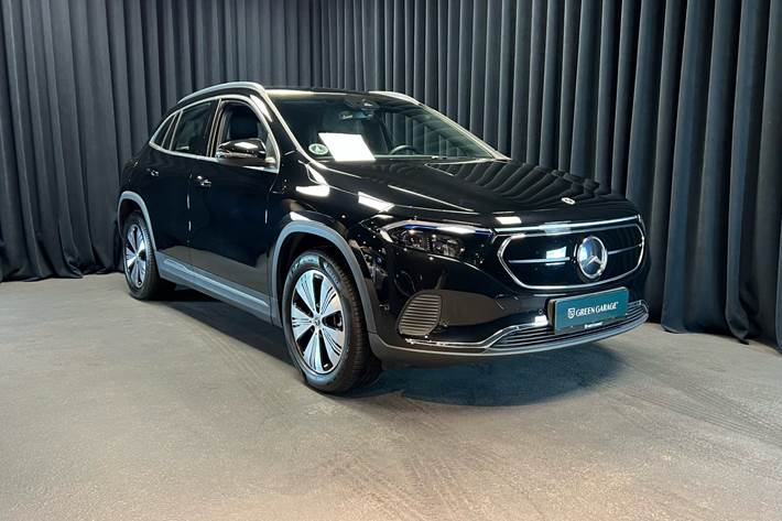 Sort Mercedes EQA 250+ fra 2023 set udefra