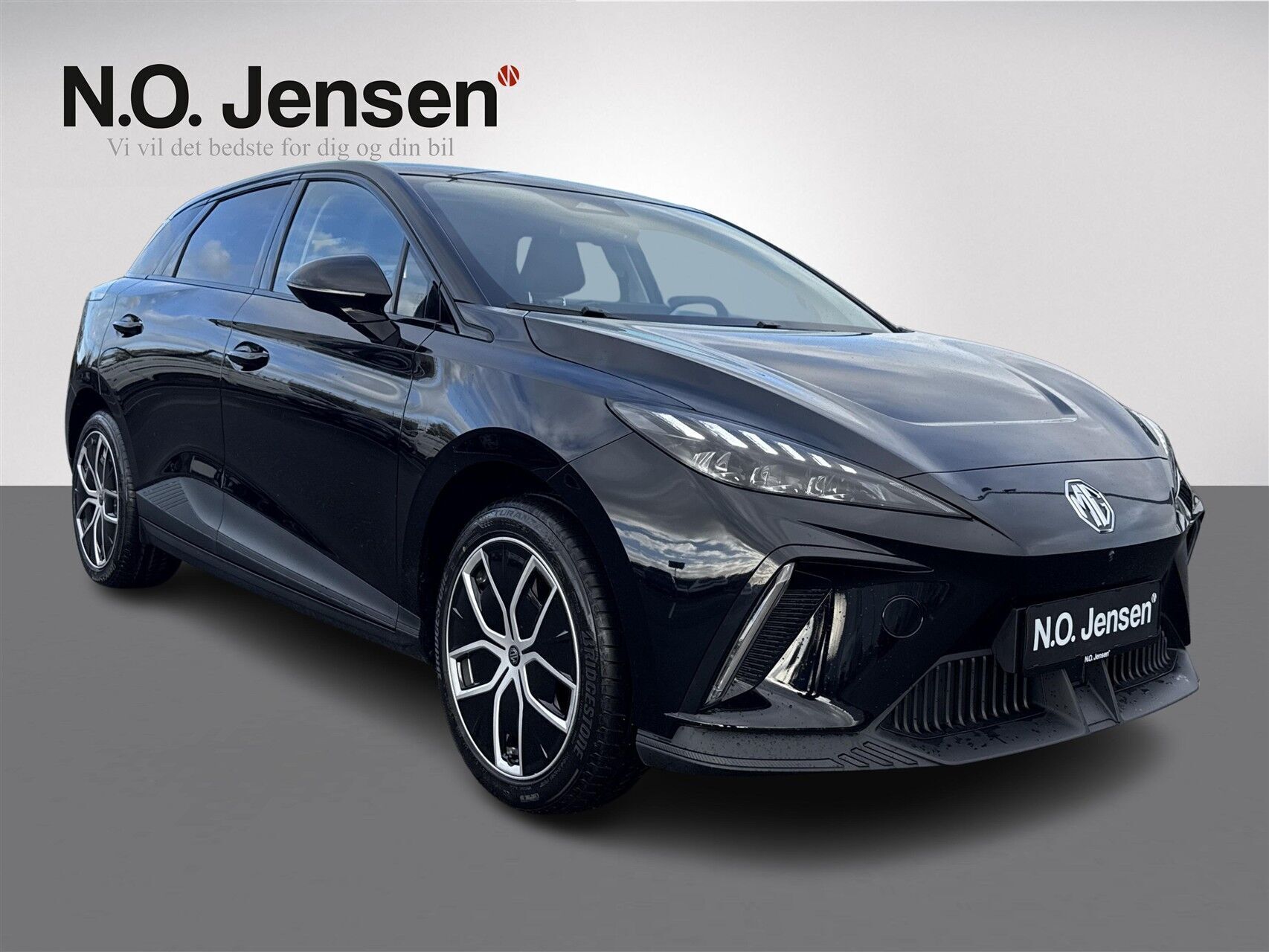 MG MG4 Electric EL Luxury Long Range 204HK 5d Aut.