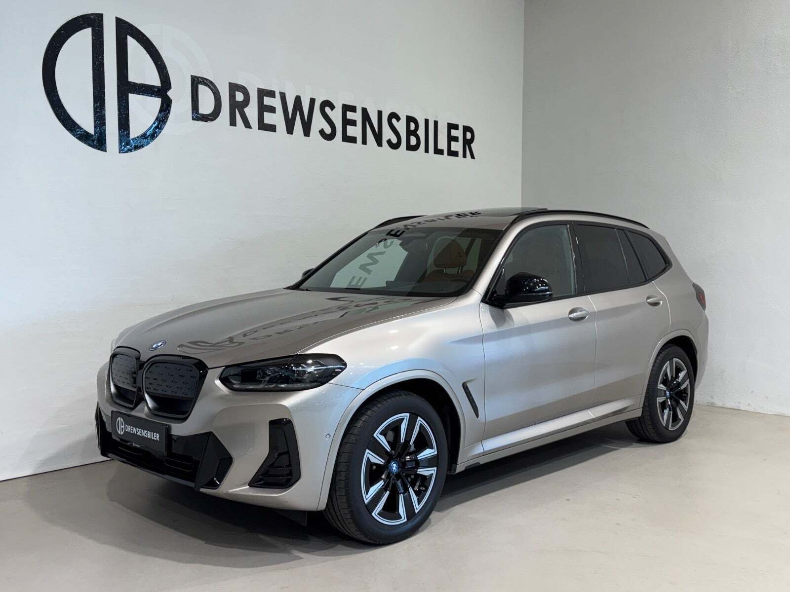 BMW iX3 Charged M-Sport