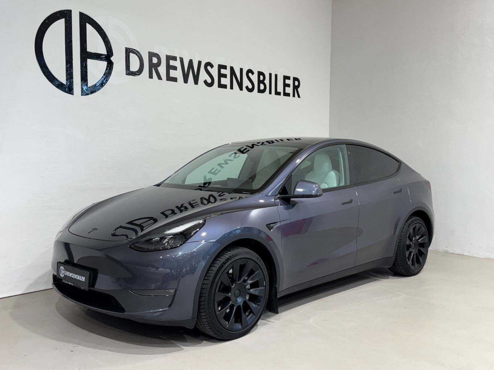 Tesla Model Y Long Range AWD