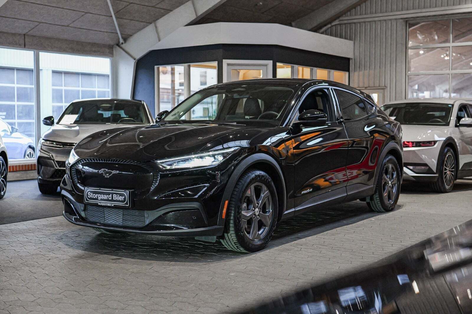 Ford Mustang Mach-E 75 Standard Range