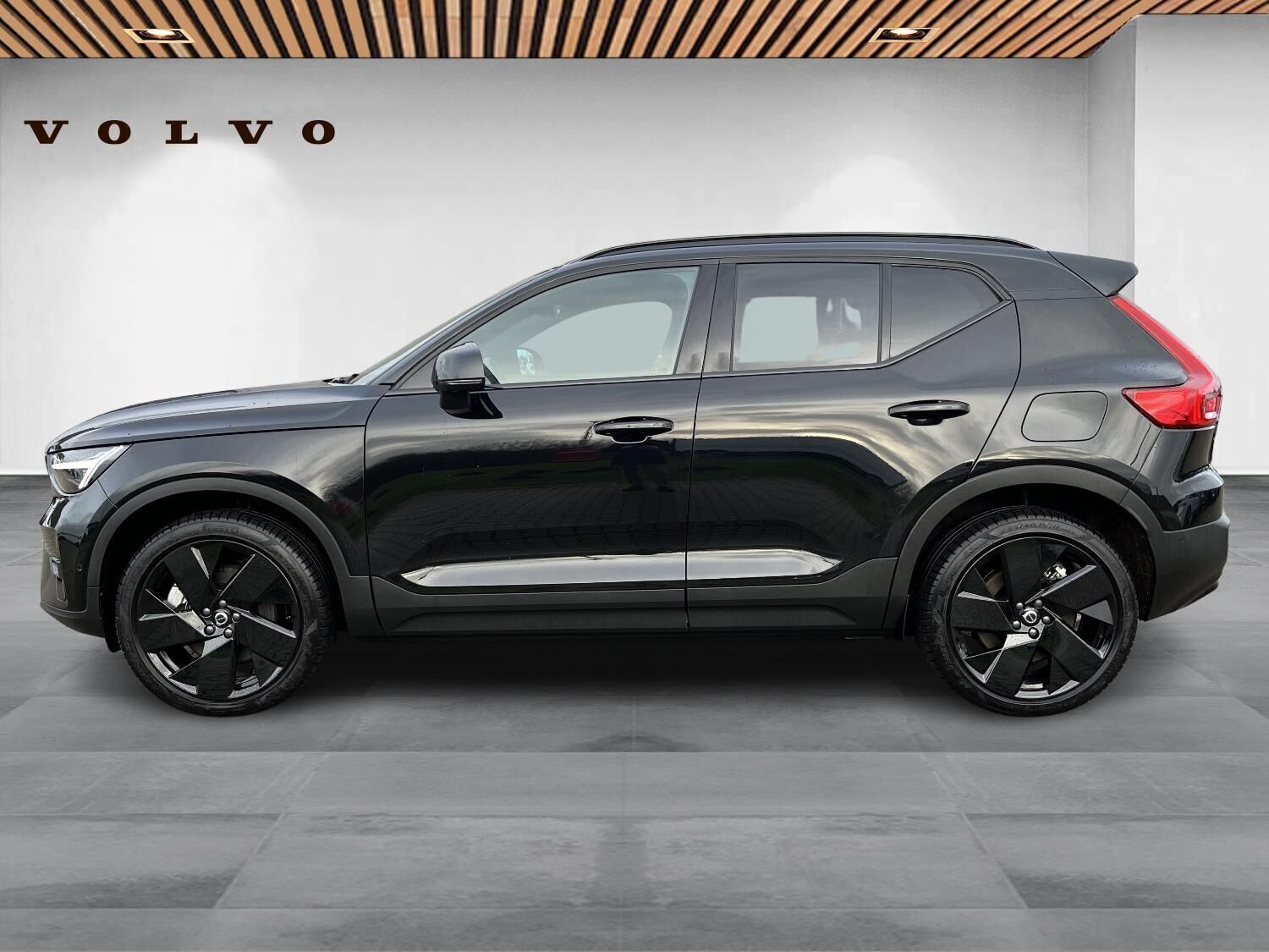 Volvo EX40 Twin Black Edition