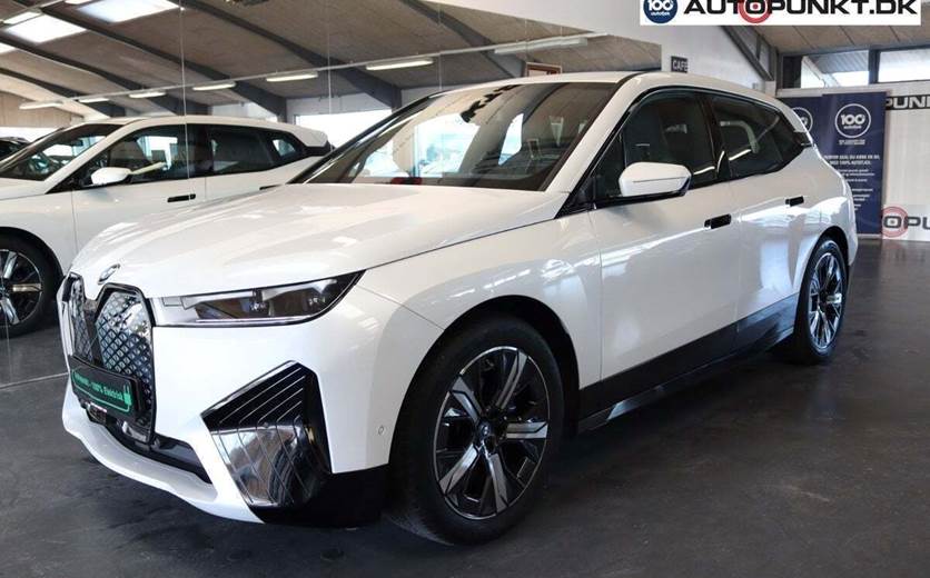 BMW iX xDrive40