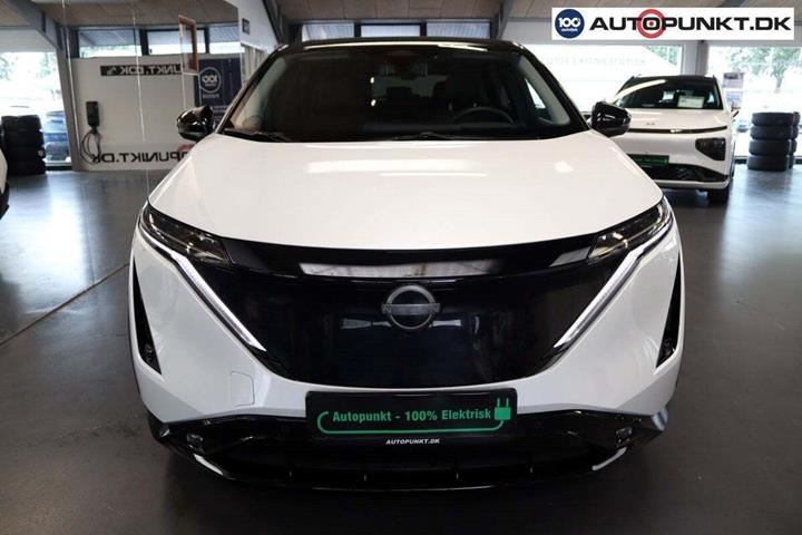 Hvid Nissan Ariya fra 2024