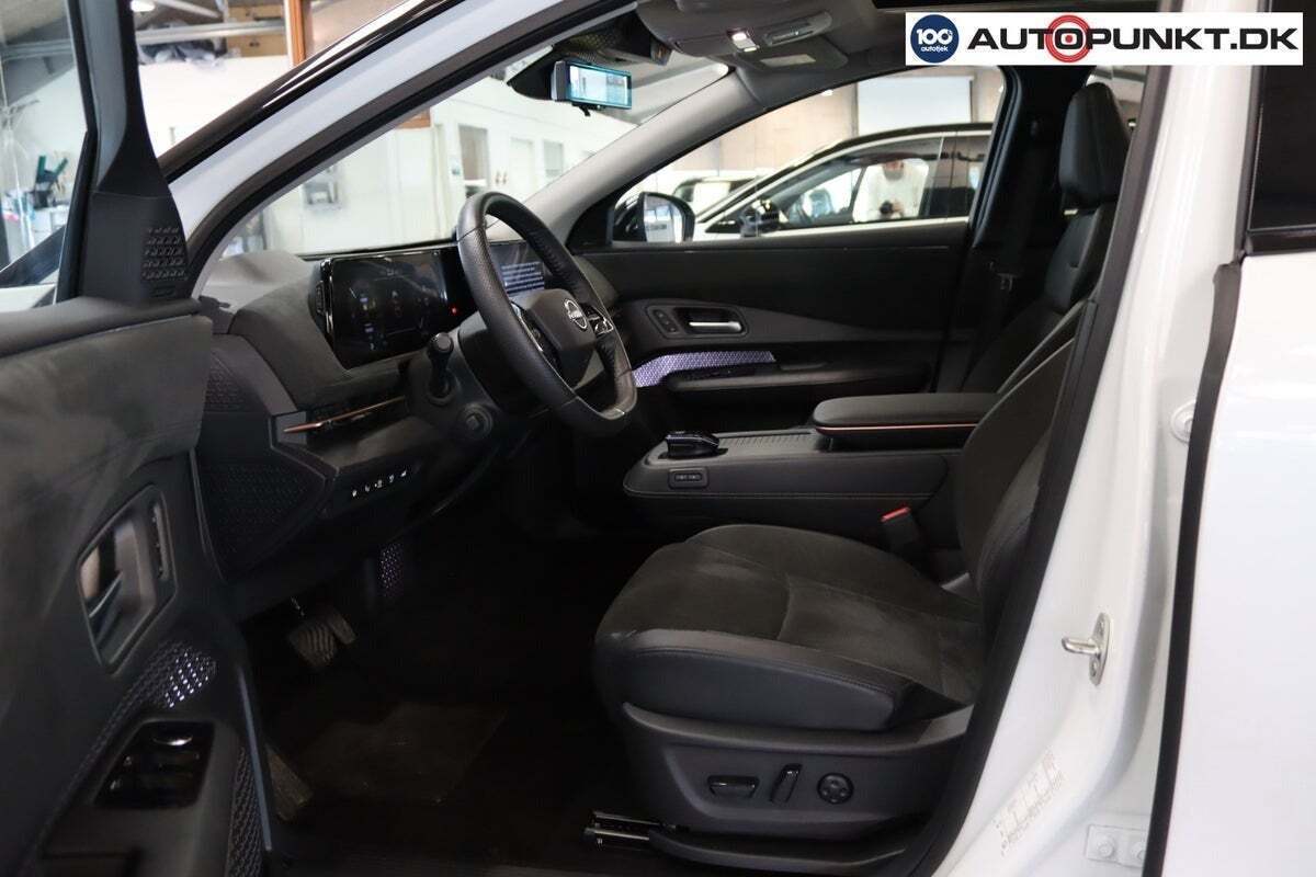 Hvid Nissan Ariya fra 2024