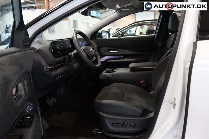 Hvid Nissan Ariya fra 2024