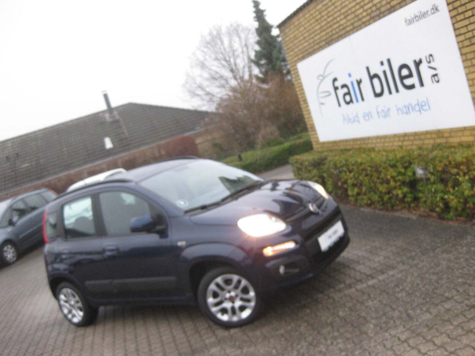 Blå Fiat Panda fra 2015