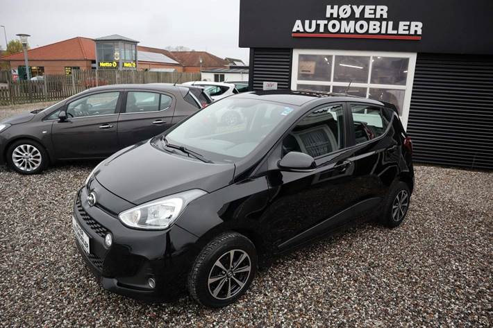 Sort Hyundai i10 fra 2017