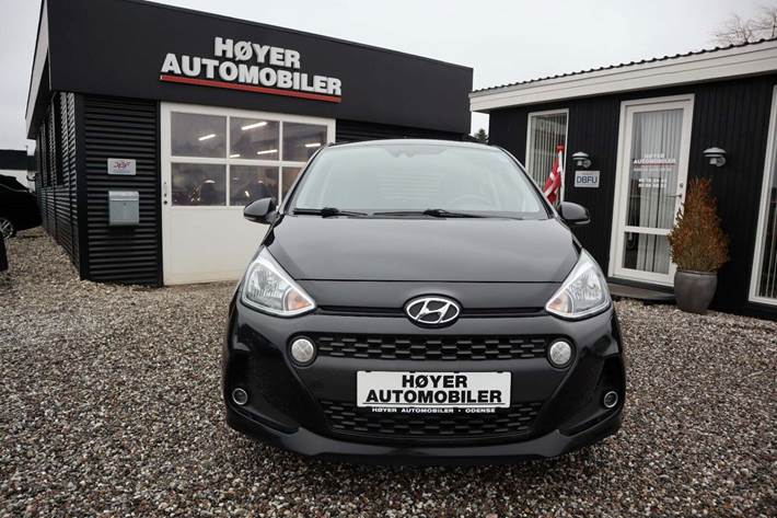 Sort Hyundai i10 fra 2017