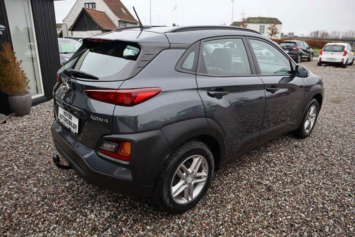 Blå Hyundai Kona fra 2018