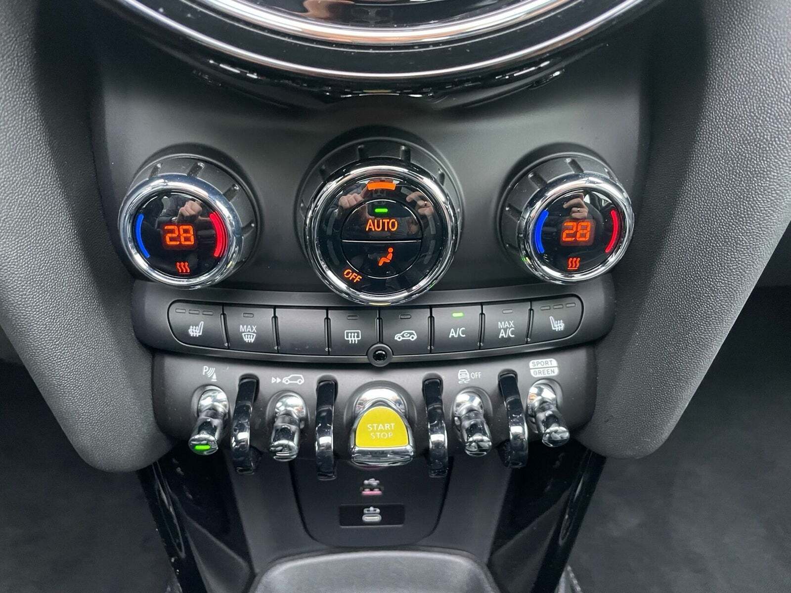 Grå Mini Cooper SE fra 2022