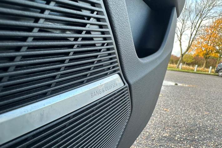 Hvid Audi SQ8 fra 2020