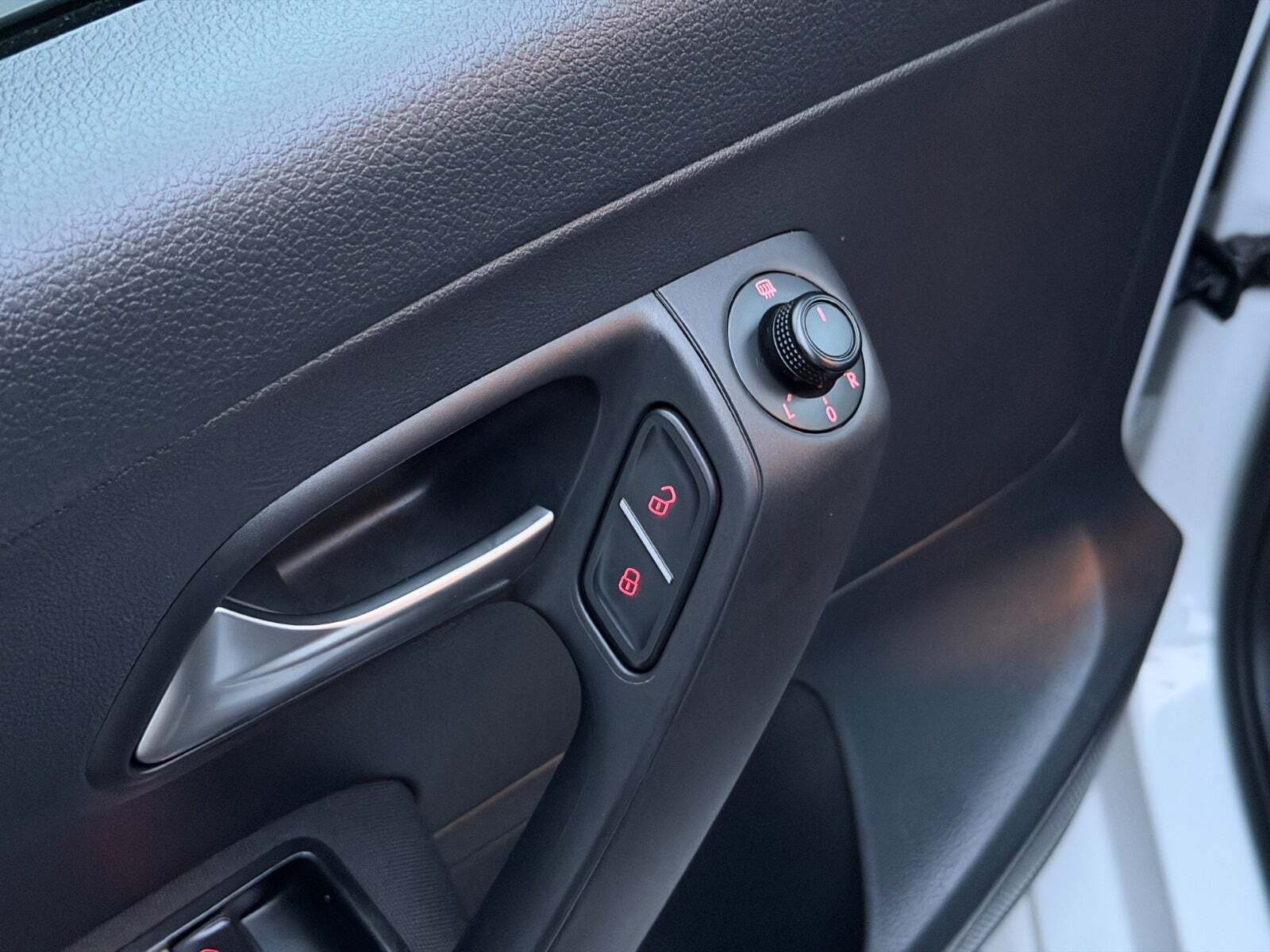 Hvid VW Polo fra 2017