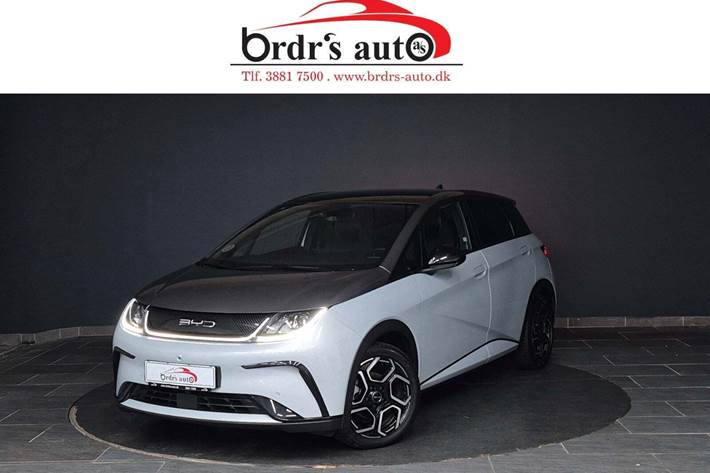 Grå BYD Dolphin fra 2024 set udefra