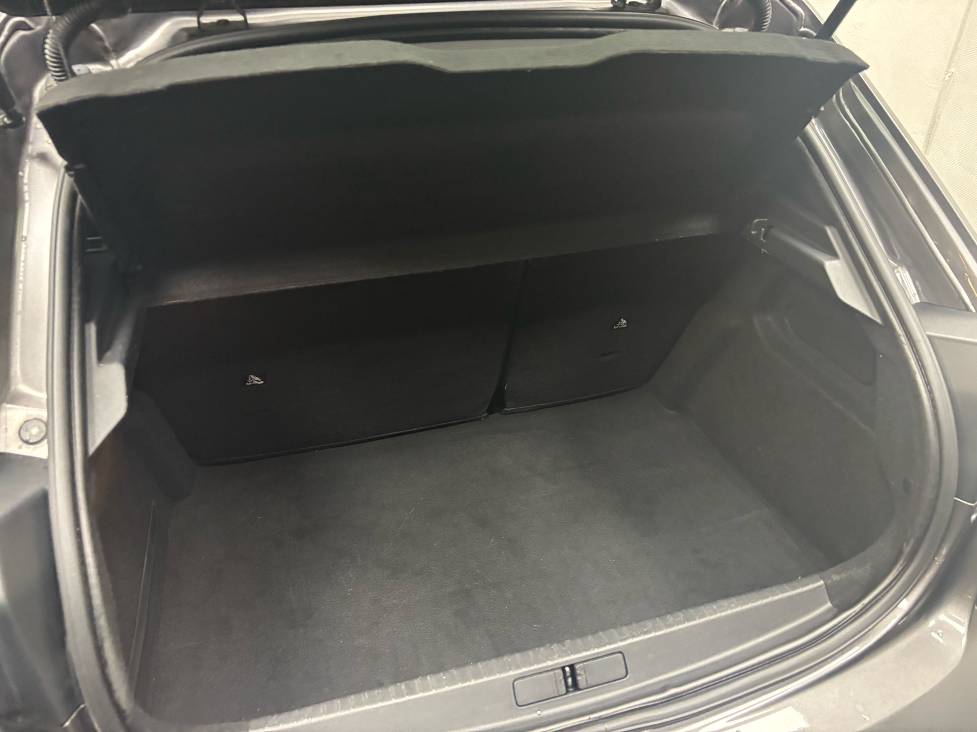 Peugeot 208 1,2 PureTech Allure Sky 100HK 5d 6g