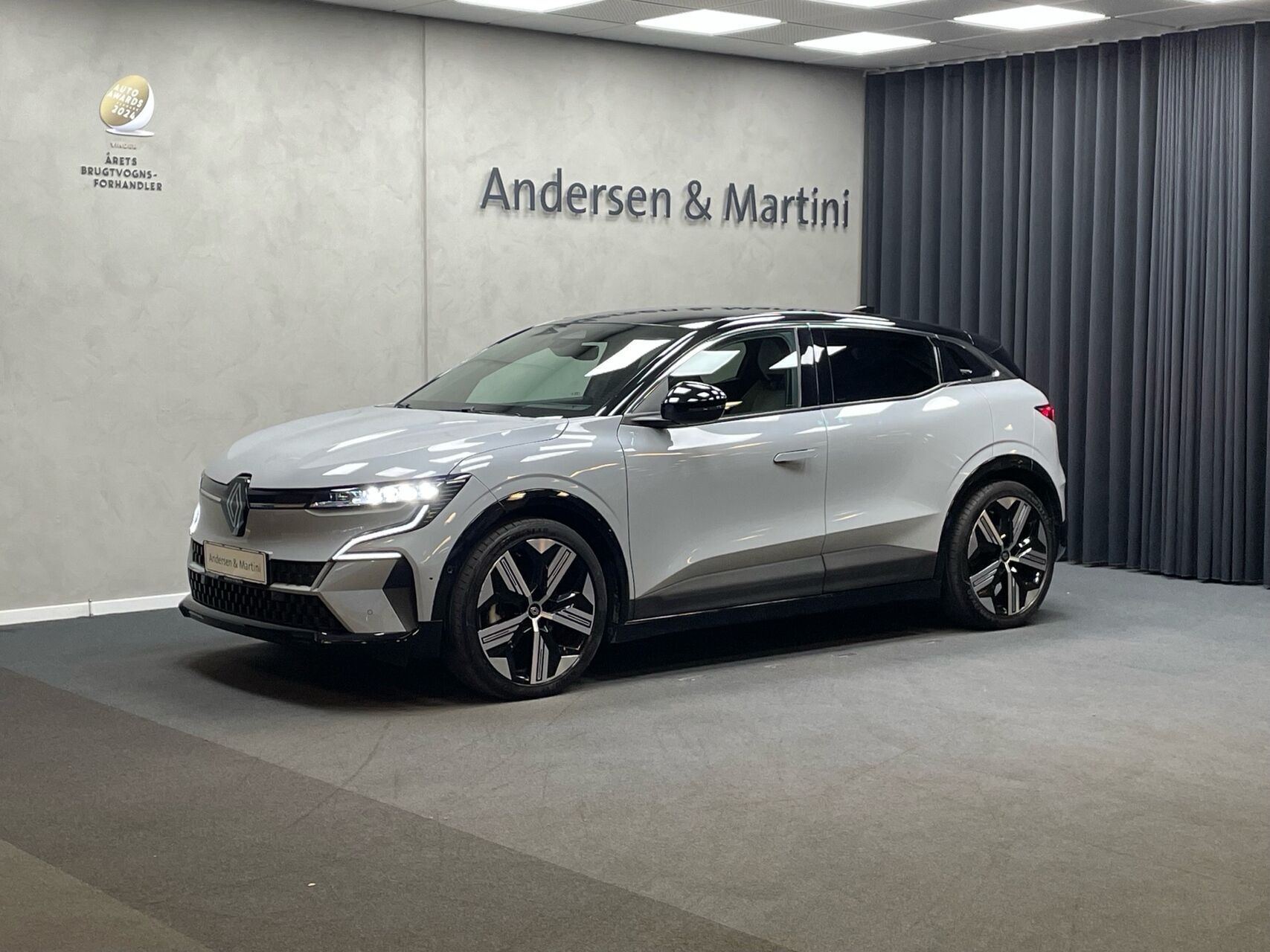 Renault Mégane E-TECH Iconic 220HK 5d Aut.