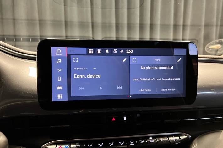 Grå Fiat 500e fra 2023