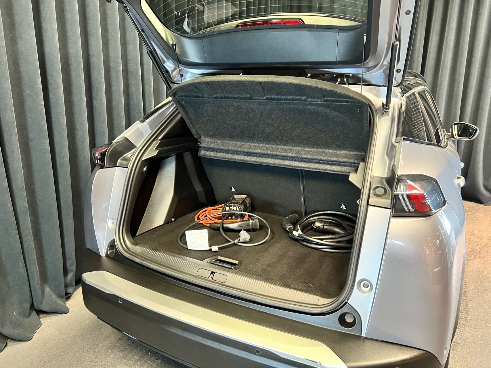 Peugeot e-2008 EL GT 136HK 5d Aut.