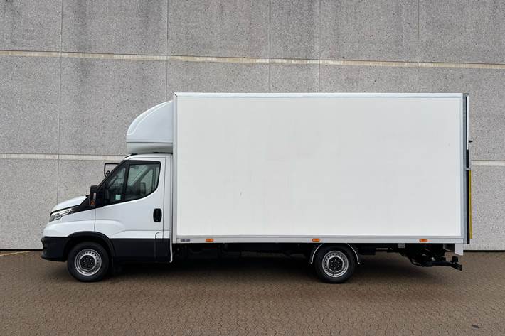 Hvid Iveco Daily fra 2022