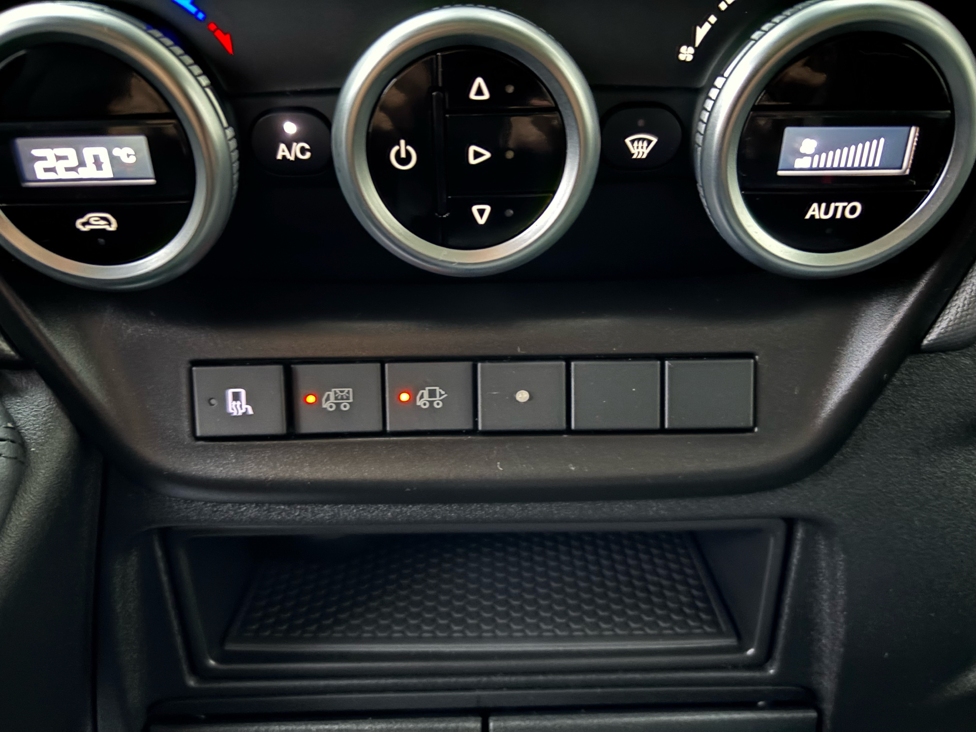 Hvid Iveco Daily fra 2022