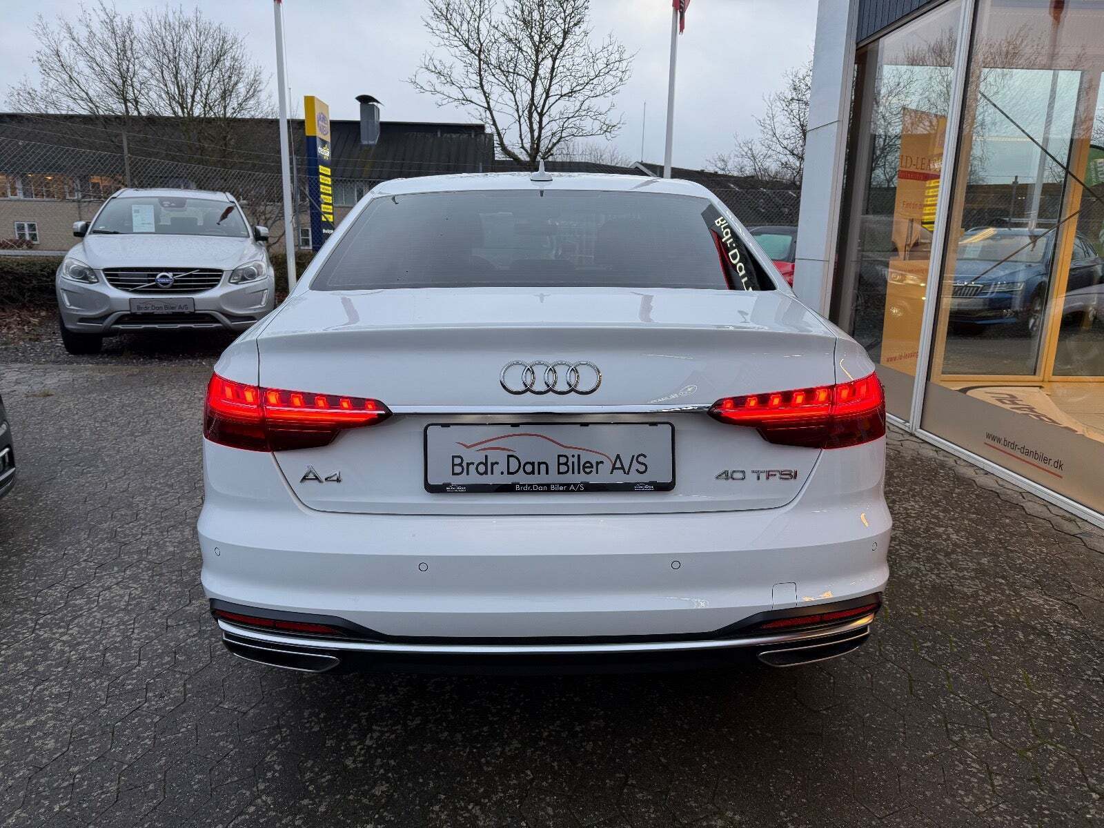 Audi A4 40 TFSi Advanced Prestige Tour plus S-tr.