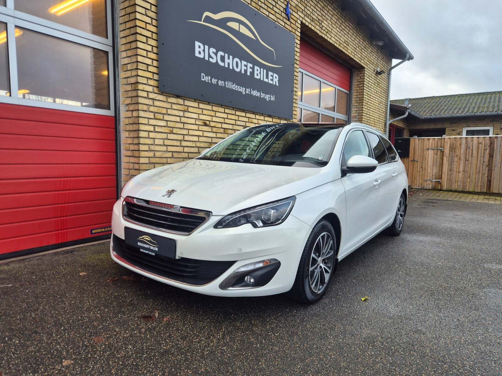 Peugeot 308 1,6 BlueHDi 120 Prestige Sky SW