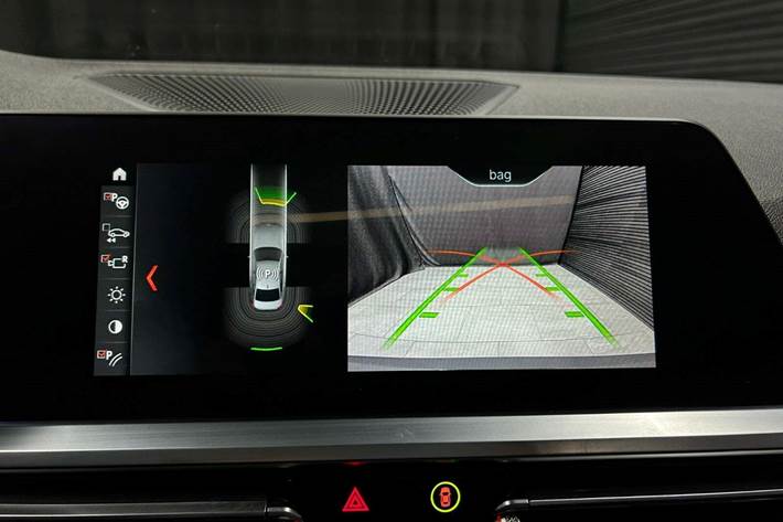 Grå BMW 330i fra 2019