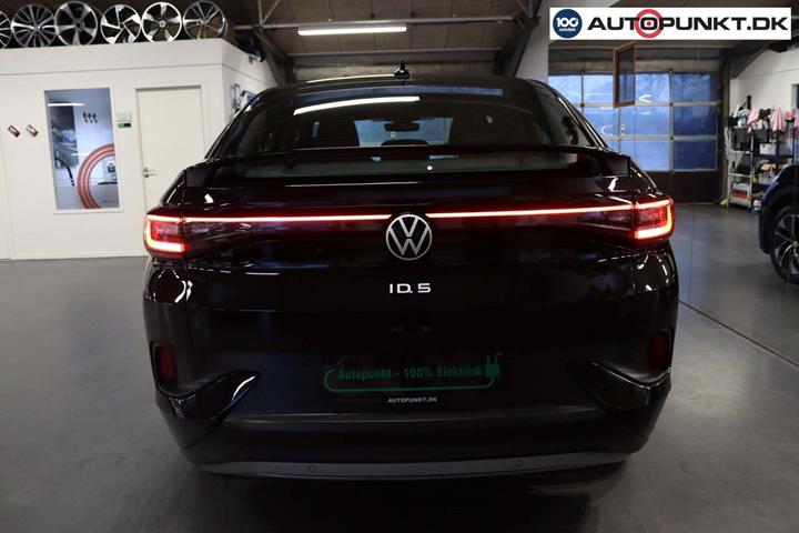Sort VW ID.5 fra 2023