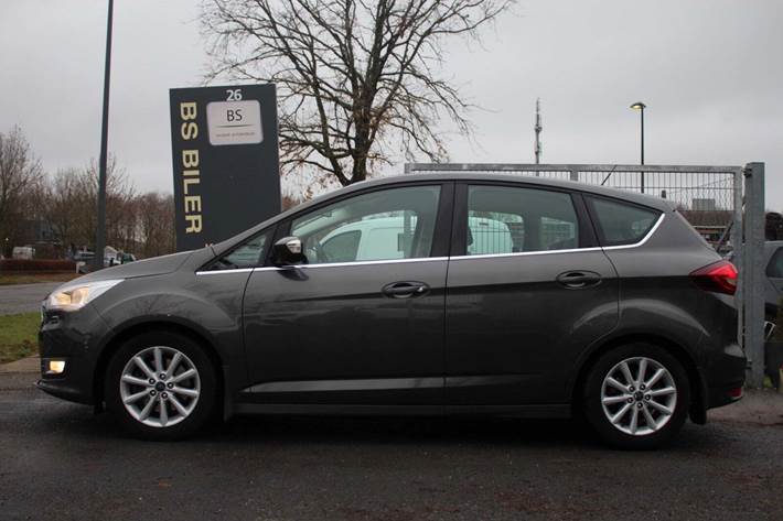 Grå Ford C-MAX fra 2015