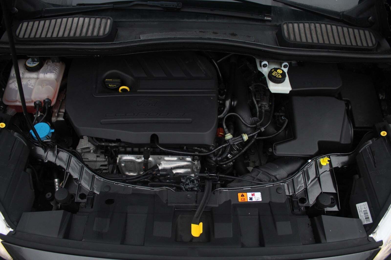 Grå Ford C-MAX fra 2015