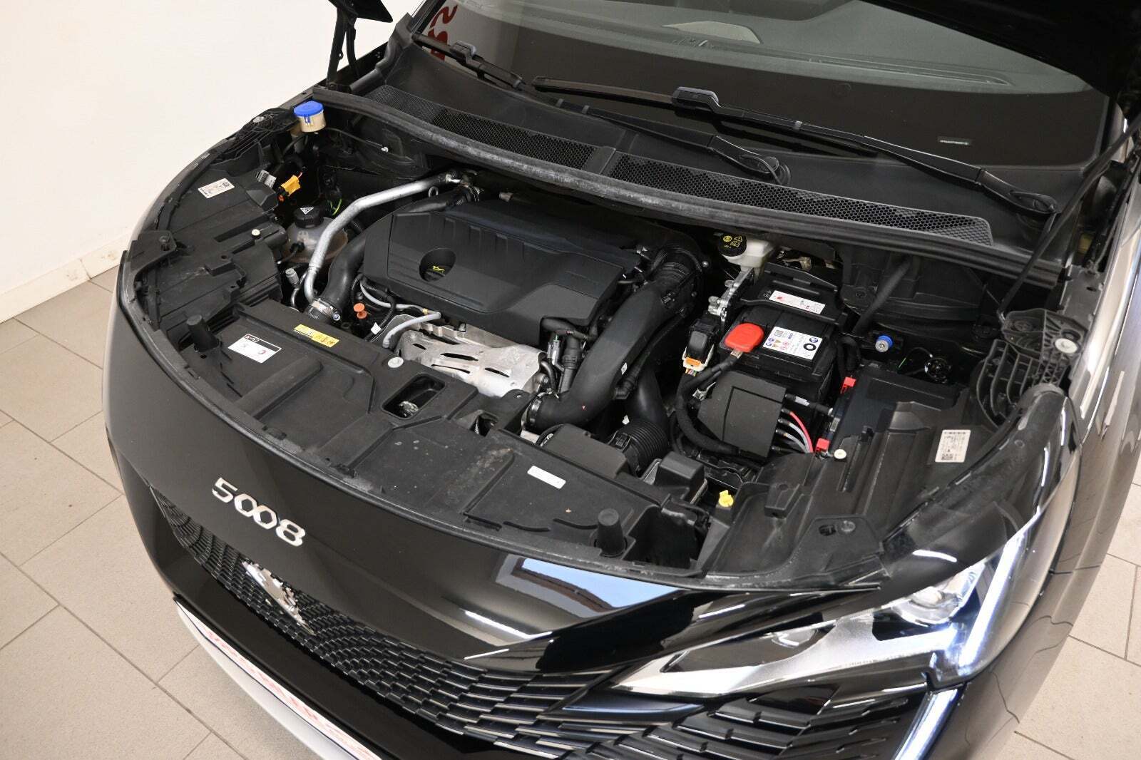 Sort Peugeot 5008 fra 2021