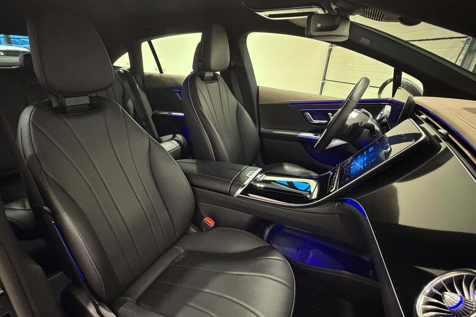 Mercedes EQE300 Avantgarde