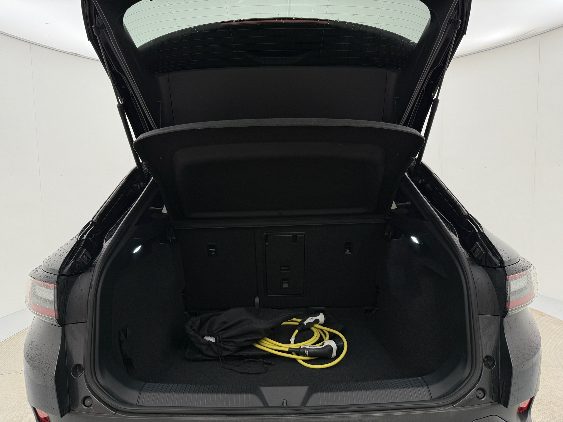 Grå VW ID.4 fra 2021